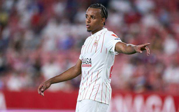 皇冠体育-切尔西追孔德进入冲刺 豪掷千金前先完成阵容瘦身